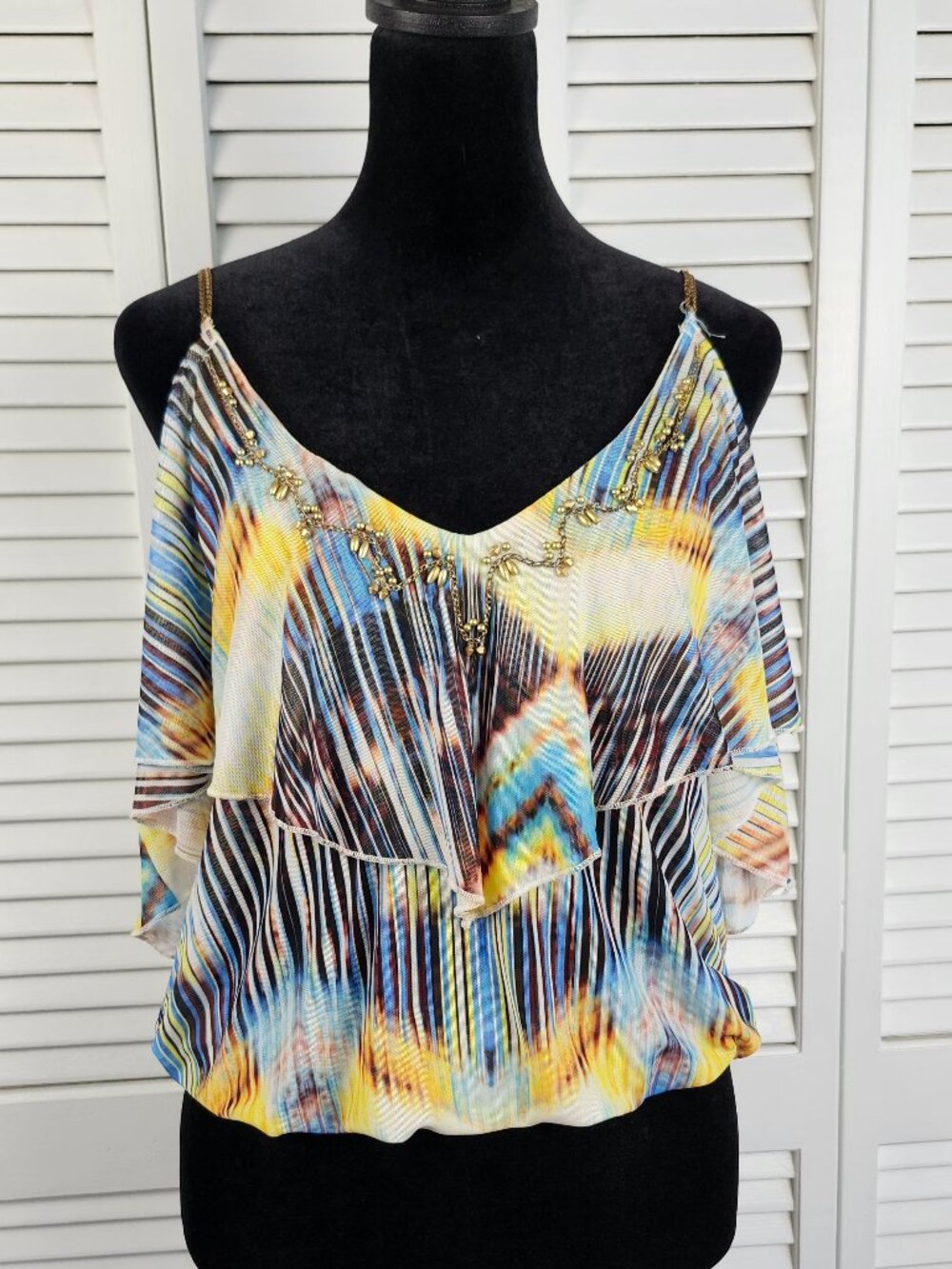 Y2K Bebe Ruffle Cold Shoulder Beaded Top Gold Chain Straps Size Small NWT